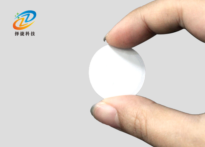易碎智能标签高频 Ntag 213 直径25mm实拍展示图二
